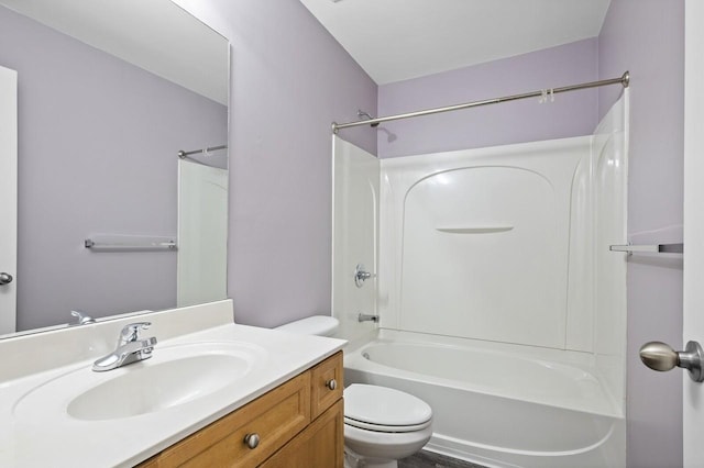 2033 Hidden Cove Rd, Mount Juliet, TN 37122 - full bath featuring toilet, vanity, and tub / shower combination