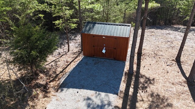 2530 Mcgee Rd, Linden, TN 37096