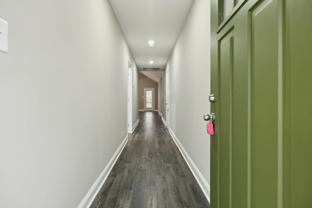 946 Tufnel Dr, Clarksville, TN 37040 - hallway with baseboards, visible vents, and dark wood-type flooring