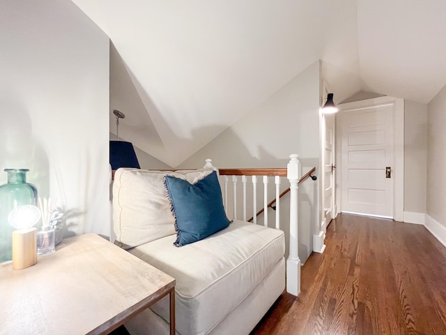 336 Chesterfield Ave, Nashville, TN 37212 - living area featuring baseboards, vaulted ceiling, and wood finished floors