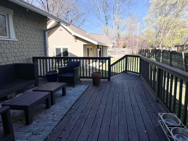 336 Chesterfield Ave, Nashville, TN 37212 - deck with a fenced backyard