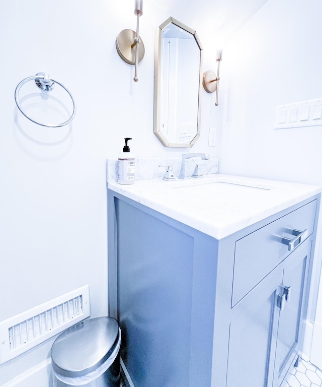 336 Chesterfield Ave, Nashville, TN 37212 - bathroom with vanity and visible vents