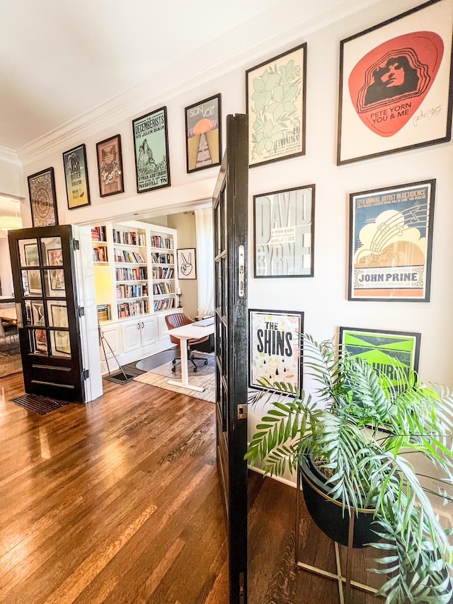 336 Chesterfield Ave, Nashville, TN 37212 - interior space featuring crown molding and wood finished floors