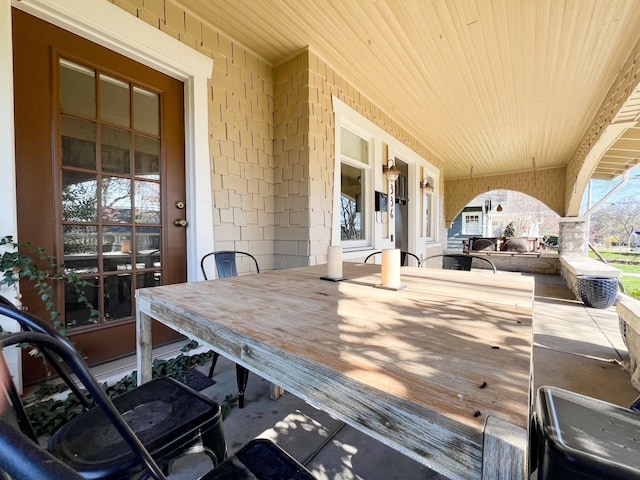 336 Chesterfield Ave, Nashville, TN 37212 - deck with a porch