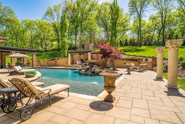 947 Tyne Blvd, Nashville, TN 37220 - pool featuring a pergola, a yard, and a patio