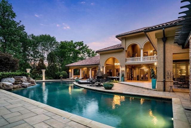 947 Tyne Blvd, Nashville, TN 37220 - pool featuring a patio