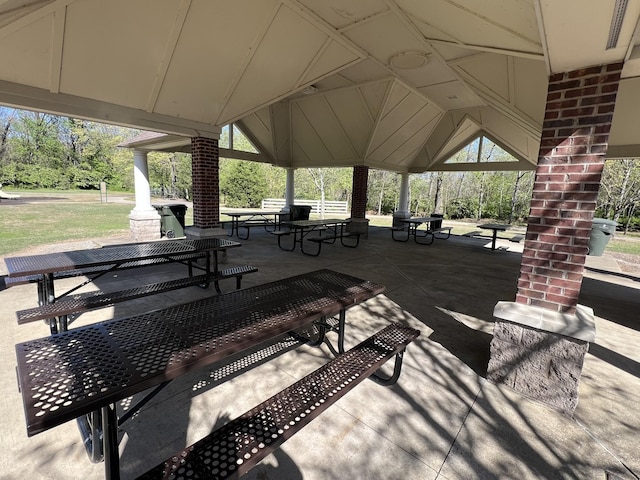 3201 Aspen Grove Dr Unit B2, Franklin, TN 37067 - view of patio / terrace