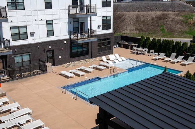 1638 54th Ave N Unit 313, Nashville, TN 37209 - community pool featuring fence and a patio area