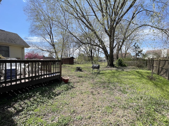1222 Marla Dr, Clarksville, TN 37042 - view of yard featuring a wooden deck