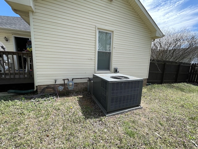 1222 Marla Dr, Clarksville, TN 37042 - rear view of house featuring central AC and a wooden deck