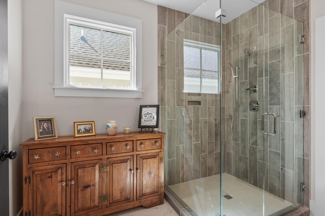 128 37th Ave N, Nashville, TN 37209 - bathroom featuring a stall shower