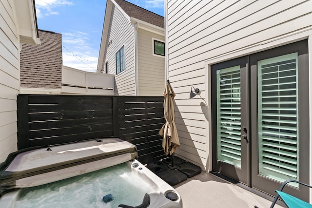 128 37th Ave N, Nashville, TN 37209 - view of patio / terrace with fence and a covered hot tub