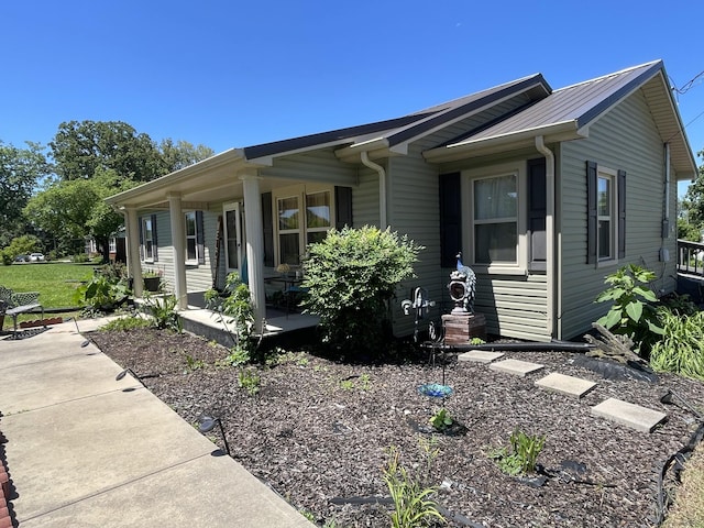 96 Liberty Rd, Winchester, TN 37398 - view of side of home with covered porch