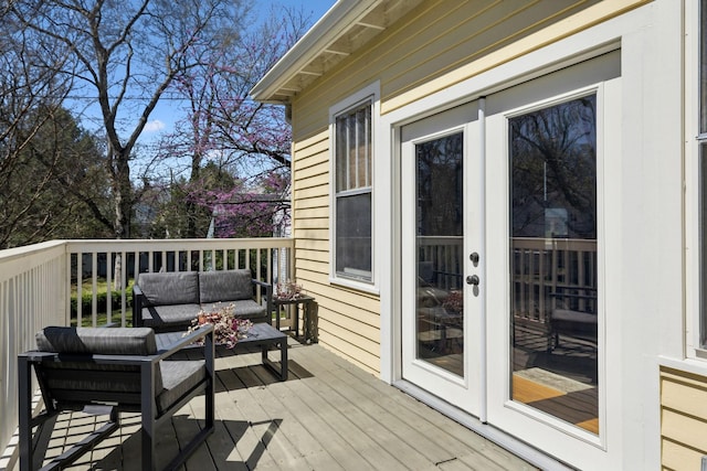 3617 Meadowbrook Ave, Nashville, TN 37205 - wooden deck with an outdoor hangout area