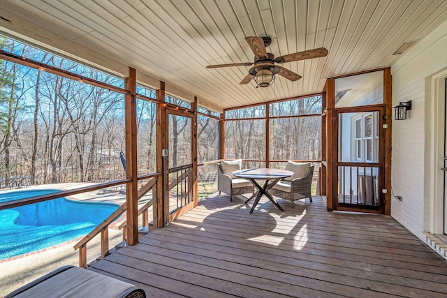 1237 Temple Ridge Dr, Nashville, TN 37221 - unfurnished sunroom with outdoor dining space and ceiling fan
