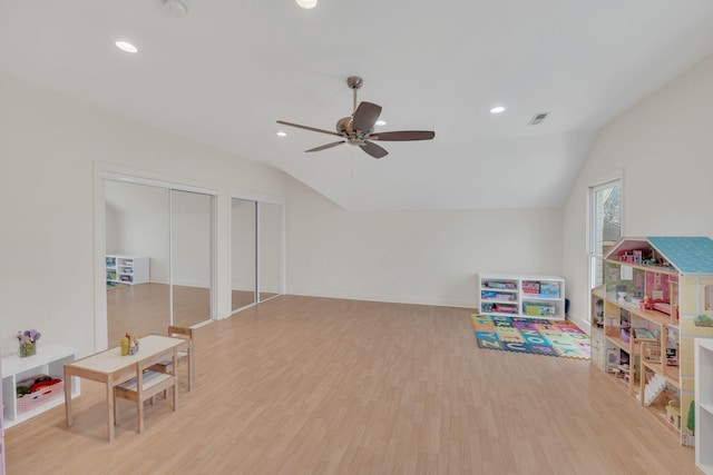 1237 Temple Ridge Dr, Nashville, TN 37221 - playroom with wood finished floors, vaulted ceiling, and visible vents