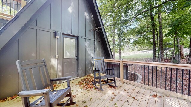 2235 Rock Springs Rd, Columbia, TN 38401 - wooden terrace featuring fence
