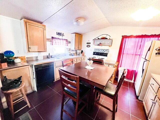 792 Brownfield Rd, Dover, TN 37058