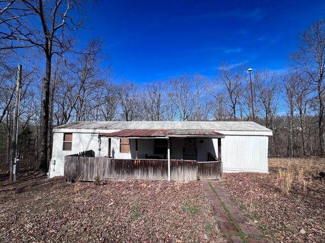 792 Brownfield Rd, Dover, TN 37058