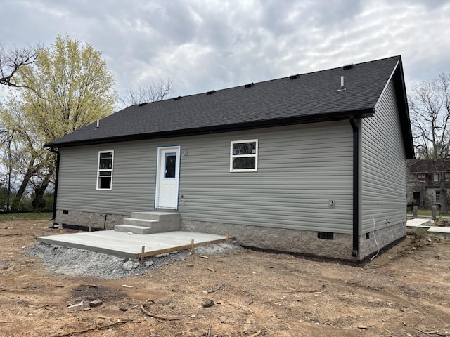 546 Franklin Ave, Lewisburg, TN 37091 - back of property with crawl space and a shingled roof
