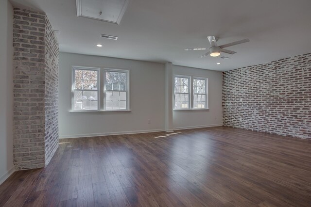 spare room featuring ceiling fan, dark wood-type flooring, baseboards, and recessed lighting