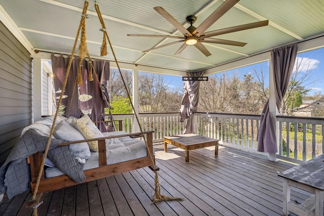 deck with a ceiling fan