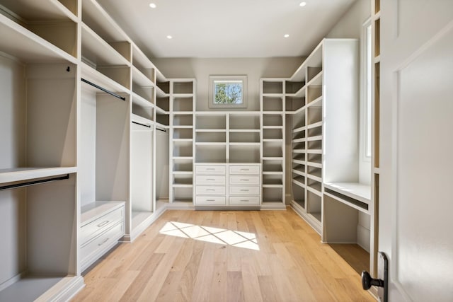 8115 Devens Dr, Brentwood, TN 37027 - walk in closet featuring light wood-style floors