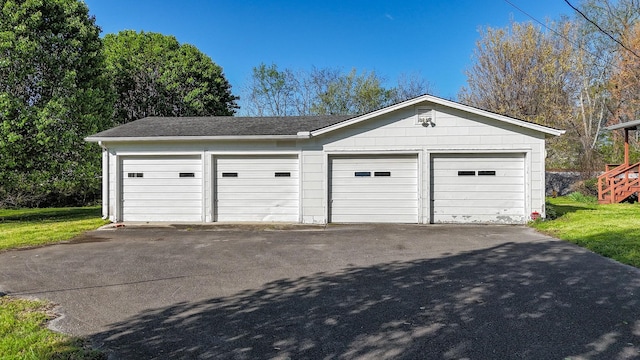 101 Church St, Wartrace, TN 37183 - view of detached garage