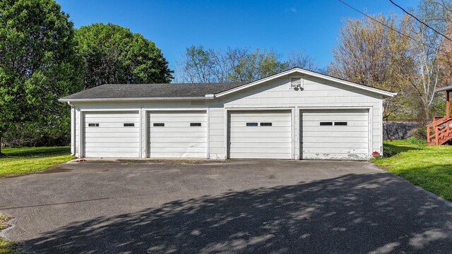 101 Church St, Wartrace, TN 37183 - view of detached garage