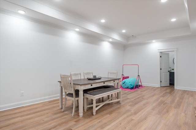 1428 Boardwalk Pl, Gallatin, TN 37066 - dining space featuring light wood finished floors, recessed lighting, and a raised ceiling