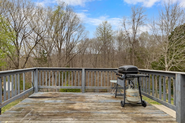 740 Acorn Dr, Clarksville, TN 37043 - wooden deck with a grill