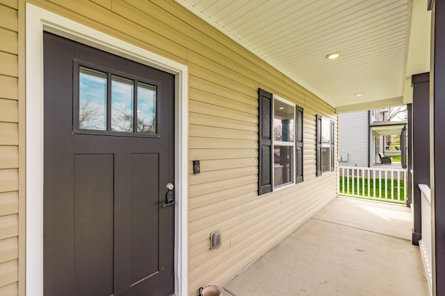 property entrance with a porch