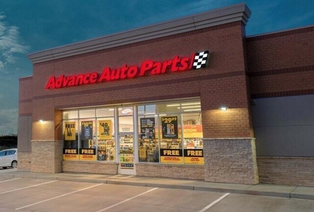1169 Savannah Ave, Gallatin, TN 37066 - view of building exterior featuring uncovered parking