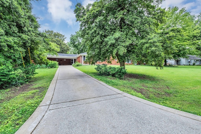 4337 Morriswood Dr, Nashville, TN 37204 - view of front of home with driveway and a front lawn