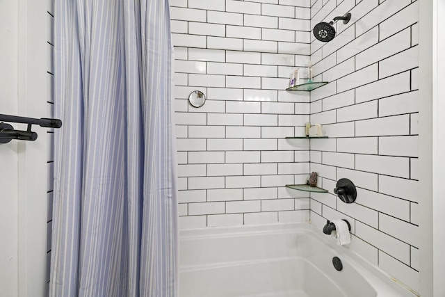 115 Northcrest Ct, Nashville, TN 37211 - full bath with shower / bathtub combination with curtain