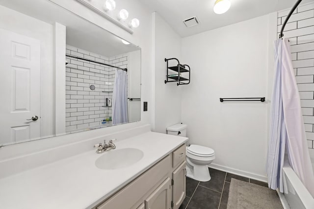 115 Northcrest Ct, Nashville, TN 37211 - full bath featuring tile patterned floors, toilet, vanity, baseboards, and visible vents