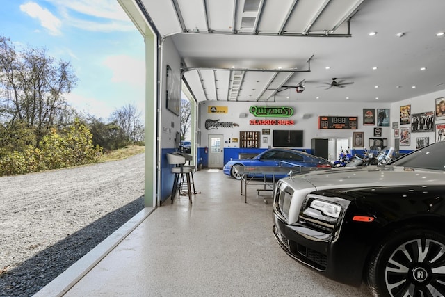7990 Poplar Creek Rd, Nashville, TN 37221 - garage with ceiling fan