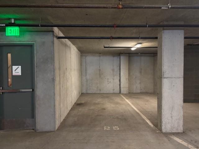 1900 12th Ave S Unit 404, Nashville, TN 37203 - view of parking garage