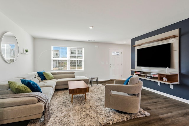 3008 Sapgate Ln, Nashville, TN 37207 - living area featuring baseboards, recessed lighting, and dark wood finished floors