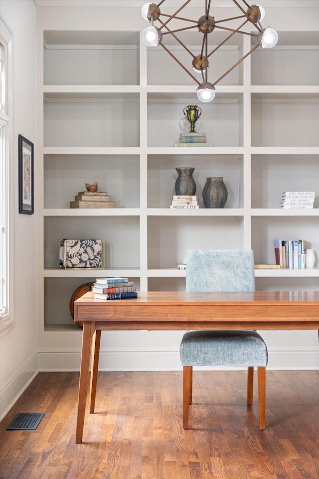 924 Gilmore Ave, Nashville, TN 37204 - interior space featuring baseboards, visible vents, wood finished floors, and built in features
