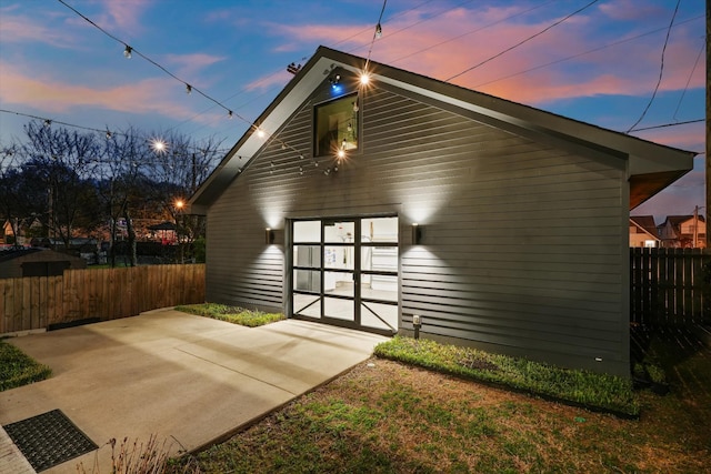 924 Gilmore Ave, Nashville, TN 37204 - property exterior at dusk featuring fence