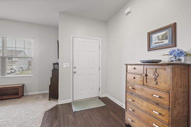 1424 Old Stone Rd NW, Lebanon, TN 37087 - entrance foyer featuring baseboards and dark wood-style flooring