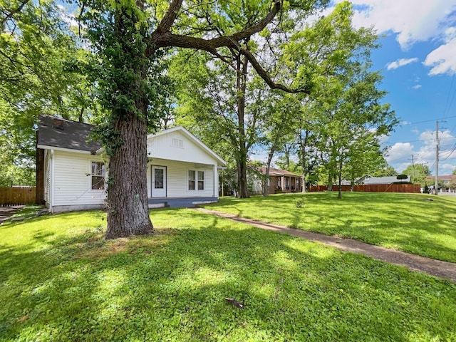 view of yard featuring fence