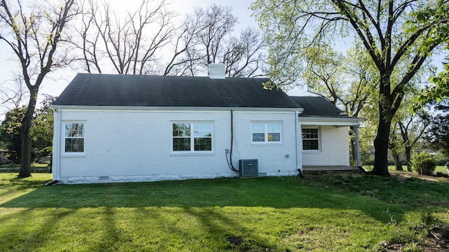 259 W End Hts, Lebanon, TN 37087 - back of property featuring a lawn, a chimney, crawl space, and brick siding