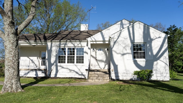 259 W End Hts, Lebanon, TN 37087 - view of front of house with a chimney, a front yard, and entry steps