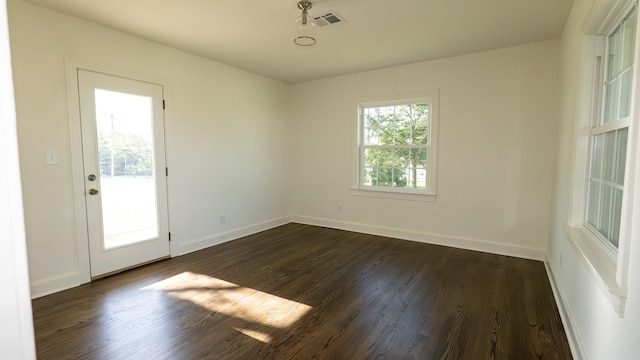 259 W End Hts, Lebanon, TN 37087 - spare room with visible vents, dark wood-style flooring, and baseboards
