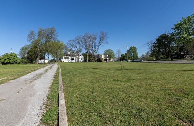 259 W End Hts, Lebanon, TN 37087 - view of street featuring driveway