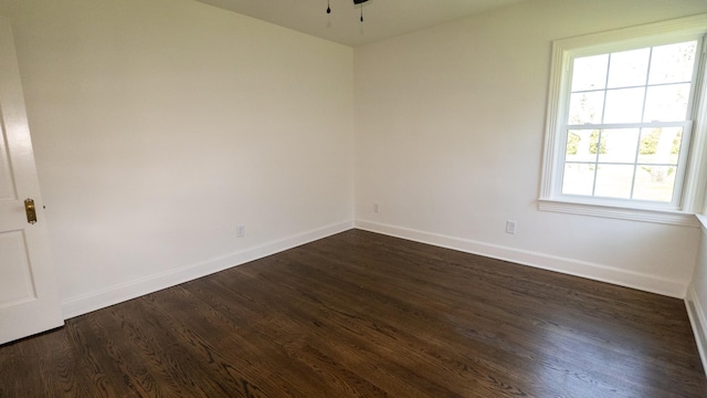 259 W End Hts, Lebanon, TN 37087 - spare room featuring dark wood-style flooring, baseboards, and ceiling fan