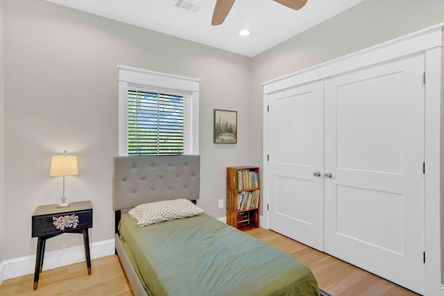 1017 Cliff View Dr N, Kingston Springs, TN 37082 - bedroom featuring visible vents, light wood-style flooring, a closet, and baseboards