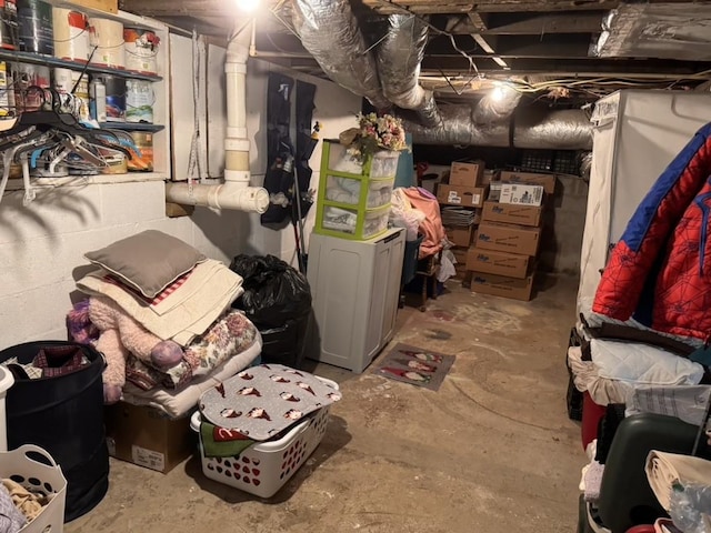 view of unfinished basement